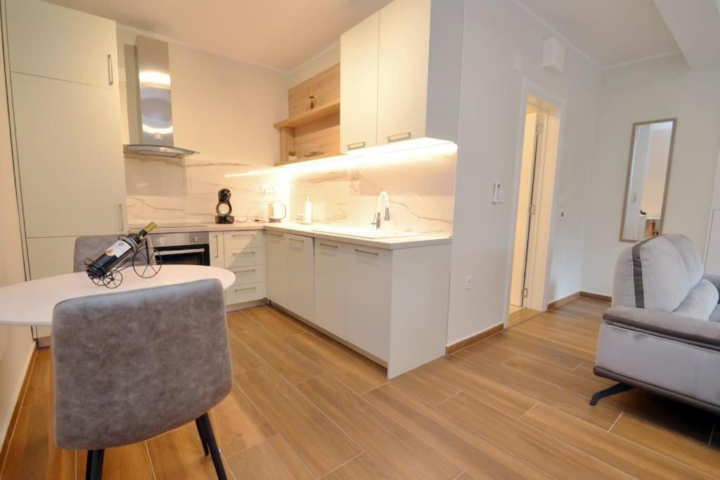 Ferienwohnung Urban Escape For Two In Kotor Exterior foto